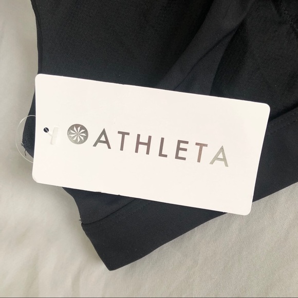 ATHLETA Ultimate Sports Bra in Supersonic- S / A-C - Picture 13 of 16